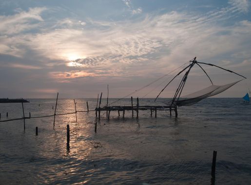 File:Kochi, Chinese fishing nets, Kerala, India.jpg - Wikipedia