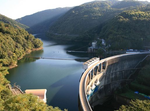 File:Amagase Dam.jpg - Wikipedia