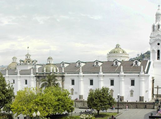 File:Metropolitan Cathedral of Quito.jpg - Wikimedia Commons