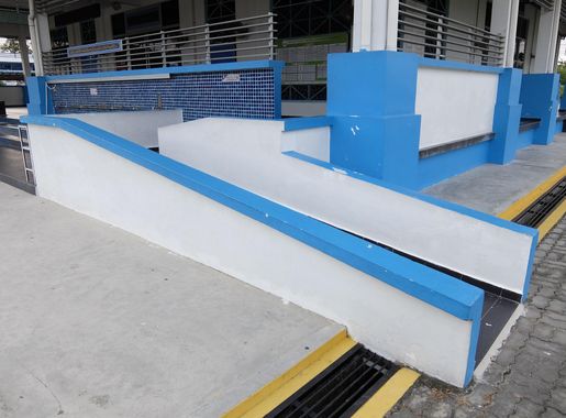 File:Bukit Indah Mosque - Wheelchair Ramp.jpg - Wikimedia Commons