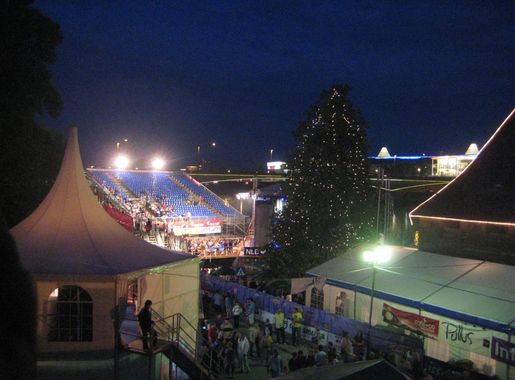File:LentFestival1.JPG - Wikimedia Commons