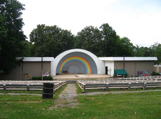 File:Overton park shell.jpg - Wikimedia Commons