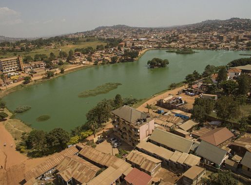File:Kabaka's lake in Uganda.jpg - Wikimedia Commons