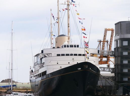 File:The Royal Yacht Britannia.JPG - Wikimedia Commons