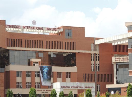 File:Symbiosis International University main building.JPG - Wikimedia  Commons
