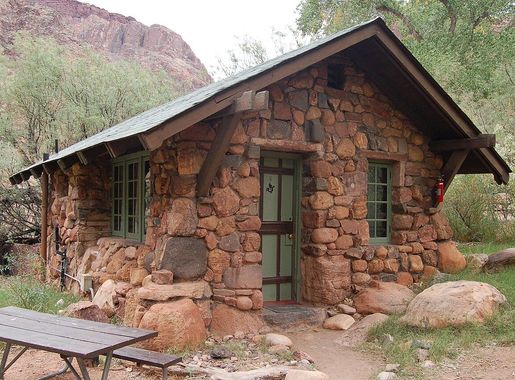 File:Grand Canyon Phantom Ranch Cabin 0141 (5951173873).jpg - Wikimedia  Commons
