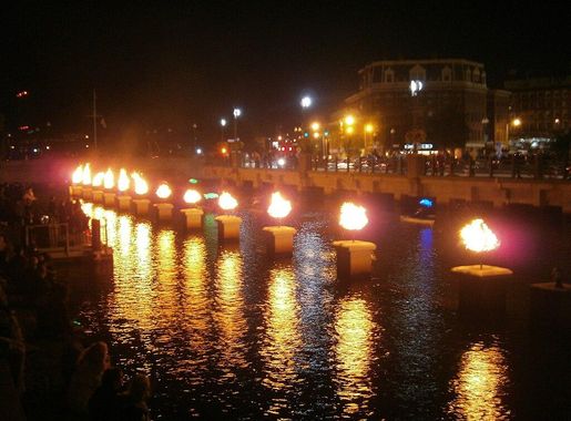 File:WaterFire2.JPG - Wikimedia Commons