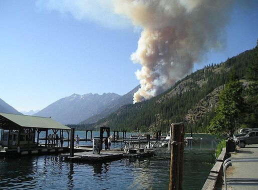 File:Rainbow Bridge Fire, Stehekin 2010  (4b7c405595cb449b89406136a04c9748).JPG - Wikimedia Commons