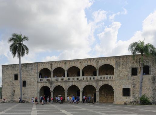 File:Santo Domingo - Alcazar de Colon 01.JPG - Wikimedia Commons