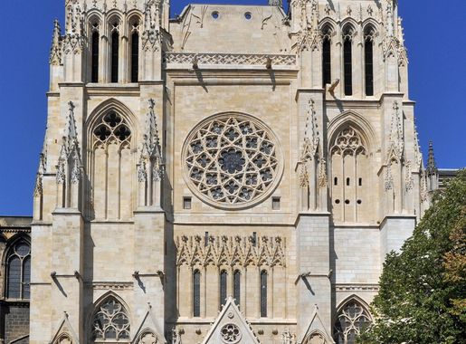 File:Bordeaux Cathédrale R01.jpg - Wikimedia Commons