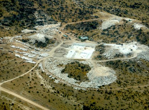 File:Marmor Karibib.jpg - Wikimedia Commons