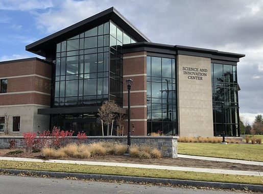 File:Rivier Univ Science Innovation Ctr.jpg - Wikimedia Commons