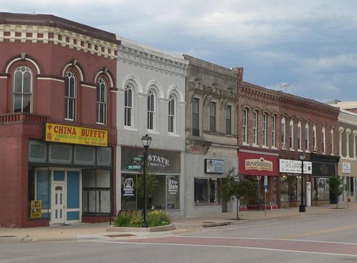 File:Nebraska City Central Ave S side 7-8 St 0.JPG - Wikimedia Commons