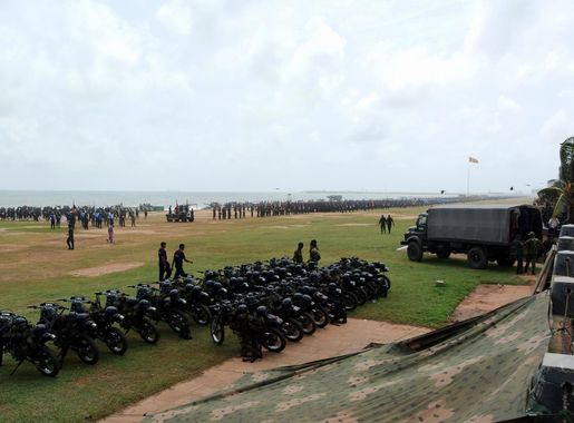 File:Military gathering Galle Face Green.jpg - Wikimedia Commons