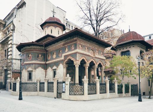 File:Stavropoleos Monastery.jpg - Wikimedia Commons