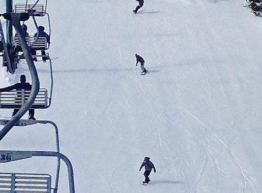 Airmen show their skills on the slopes during Wing Ski Day > Malmstrom Air  Force Base > Article Display