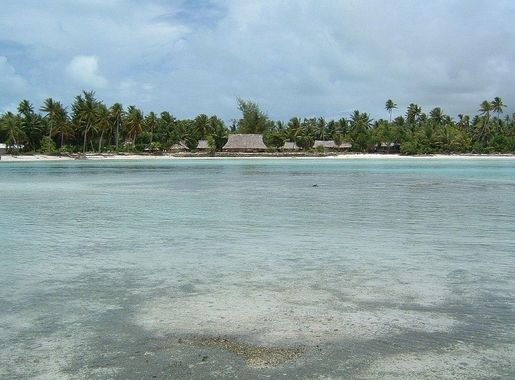 File:Tarawa lagoon (2569585841) (3).jpg - Wikimedia Commons