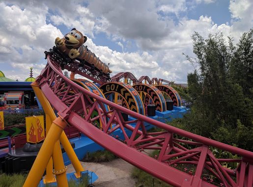 File:Slinky Dog Dash (29262611338) (cropped).jpg - Wikimedia Commons