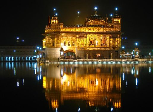 File:Harmandir Sahib in the night.jpg - Wikimedia Commons