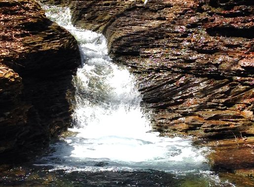 File:Devils BathTub, scott co. VA (16599854589).jpg - Wikimedia Commons