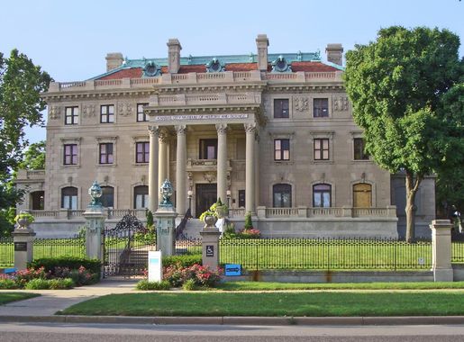 File:Kansas City Museum of History and Science.jpg - Wikimedia Commons