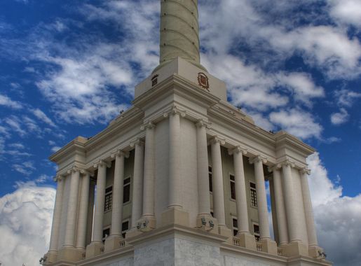 File:Monumento a los Héroes de la Restauración 2013.jpg - Wikimedia Commons