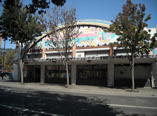 File:Amoeba Music Berkeley.jpg - Wikimedia Commons