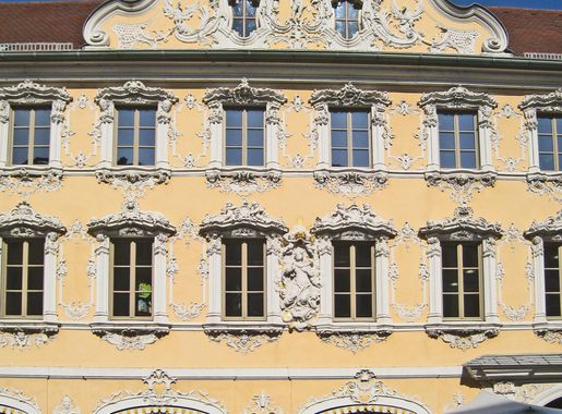 File:Falkenhaus würzburg.jpg - Wikimedia Commons