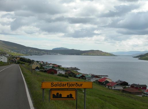 File:Søldarfjørður, Faroe Islands.JPG - Wikimedia Commons