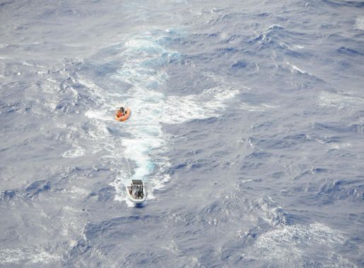 HSC-25 Assists in Rescue of Stranded Boaters Near Guam