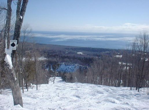 File:Lutsen Mountains.jpg - Wikimedia Commons