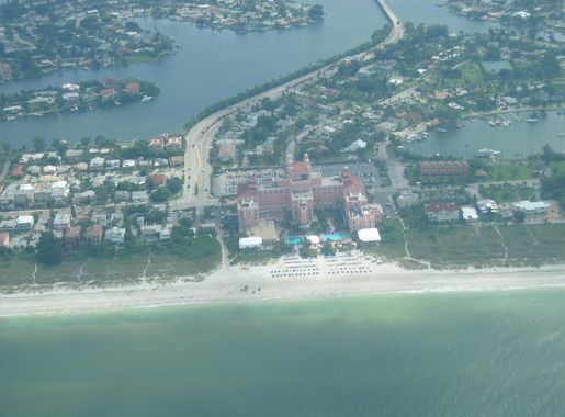 Fichier:Don cesar from air.JPG — Wikipédia