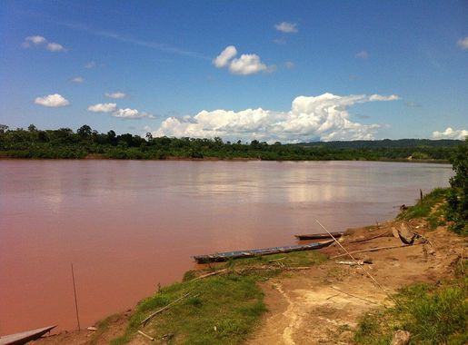 File:Rio Pachitea, Nueva Honoria, region de Ucayali, Peru.JPG - Wikipedia