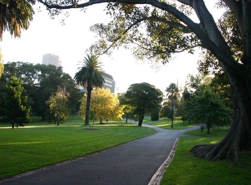 File:Fitzroy Gardens.jpg - Wikimedia Commons