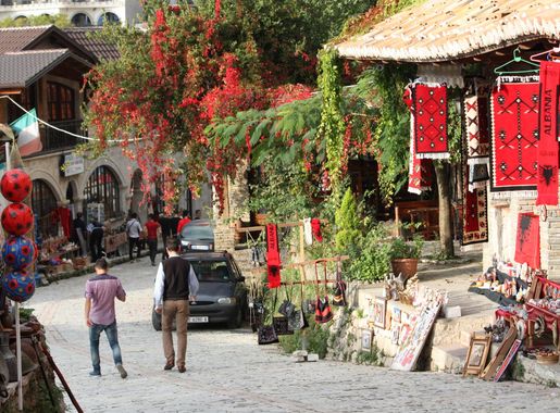 File:Bazaar in Krujë C IMG 4561.JPG - Wikipedia