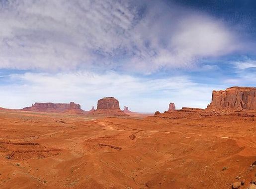 File:Panoramic view of Monument Valley from John Ford's Point.jpg -  Wikimedia Commons