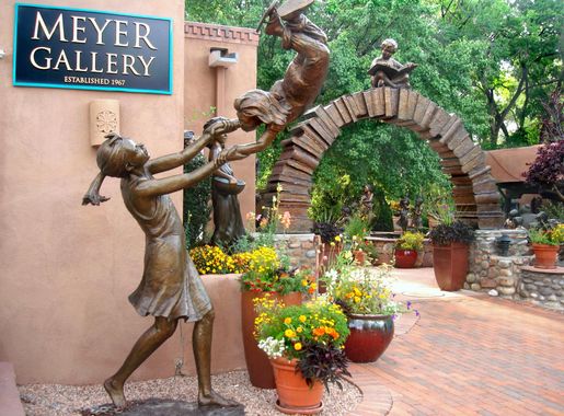 File:Meyer Gallery - 225 Canyon Road, Santa Fe, New Mexico, USA - panoramio  (13).jpg - Wikimedia Commons