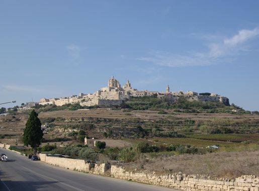 File:Malta Mdina BW 2011-10-05 09-28-15.JPG - Wikimedia Commons