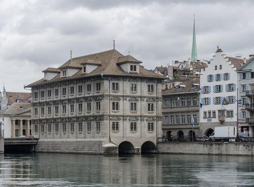File:Rathaus of Zürich and Limmatquai 20120626 1.jpg - Wikimedia Commons