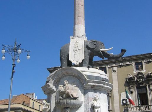 File:Catane Fontana Dell elefante.jpg - Wikipedia