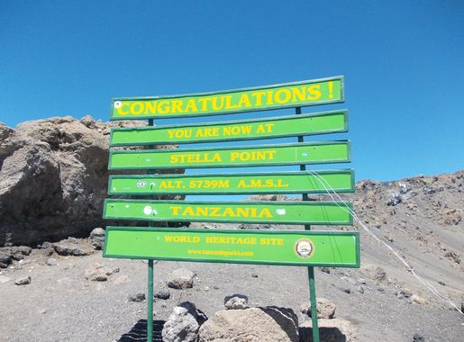 File:Kilimanjaro Stella Point.JPG - Wikimedia Commons