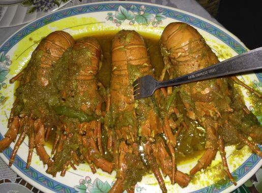 File:Lobster food at a restaurant in St. Martin's Island, Cox's bazar.jpg -  Wikimedia Commons