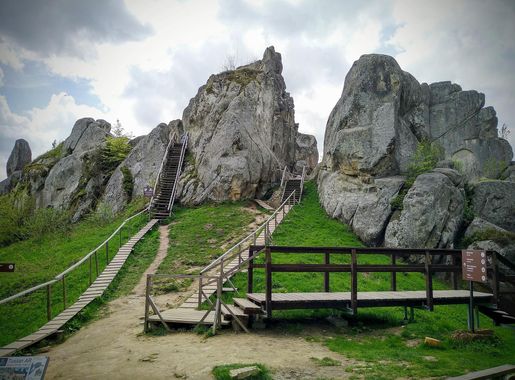 File:Городище фортеця Тустань 8.jpg - Wikimedia Commons