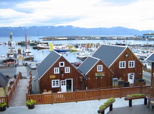 File:Iceland Husavik Harbour.JPG - Wikimedia Commons