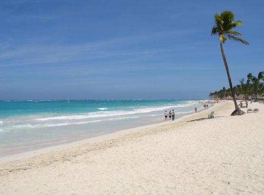 File:Playa Bavaro.JPG - Wikipedia