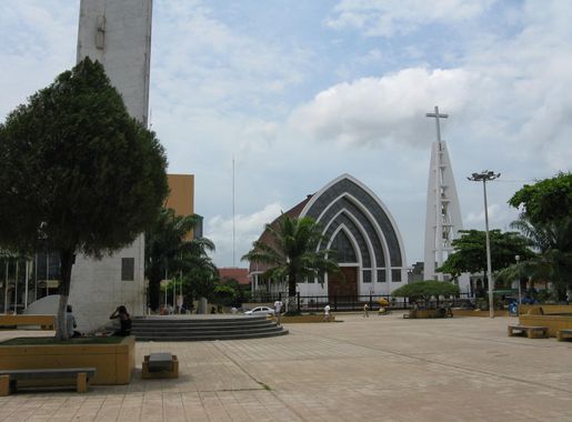 Archivo:Pucallpa1.JPG - Wikipedia, la enciclopedia libre