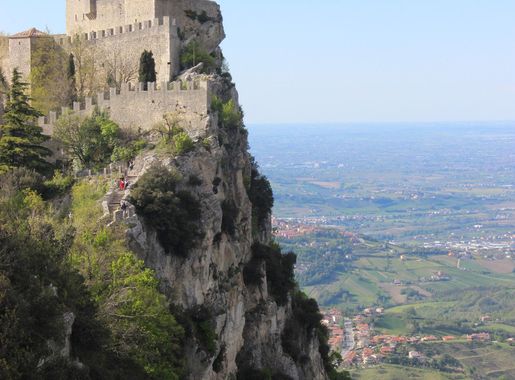 File:Castello di San Marino.JPG - Wikimedia Commons