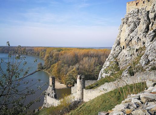 File:Hrad Devin 2.jpg - Wikimedia Commons