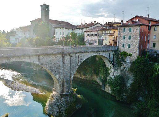 File:Cividale del Friuli Teufelsbrücke 1.JPG - Wikimedia Commons