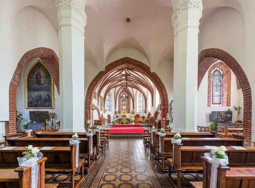File:Vytautas The Great Church Interior, Kaunas, Lithuania - Diliff.jpg -  Wikimedia Commons